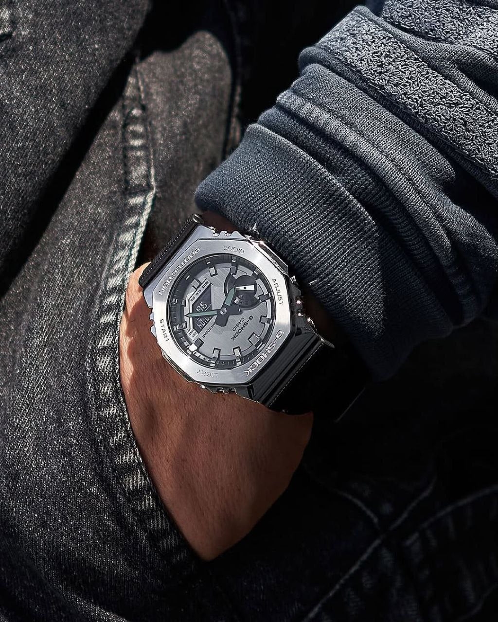 GM2100 METAL SILVER-BLACK WATCH